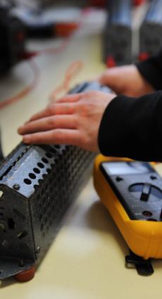 Aide Financiere Pour Toutes Les Entreprises Qui Embauchent Des Apprentis Cfa Delepine Metiers De L Electricite Et De L Electrotechnique